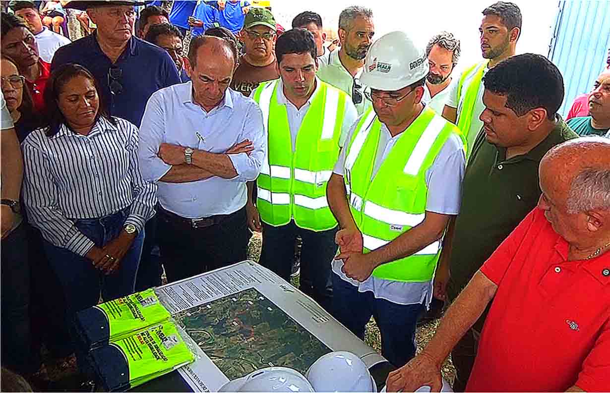 Prefeito Alandelon reivindicou obras e o governador atendeu